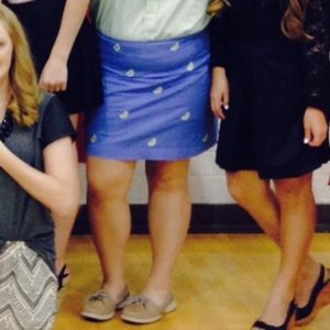 Vineyard vines lime skirt